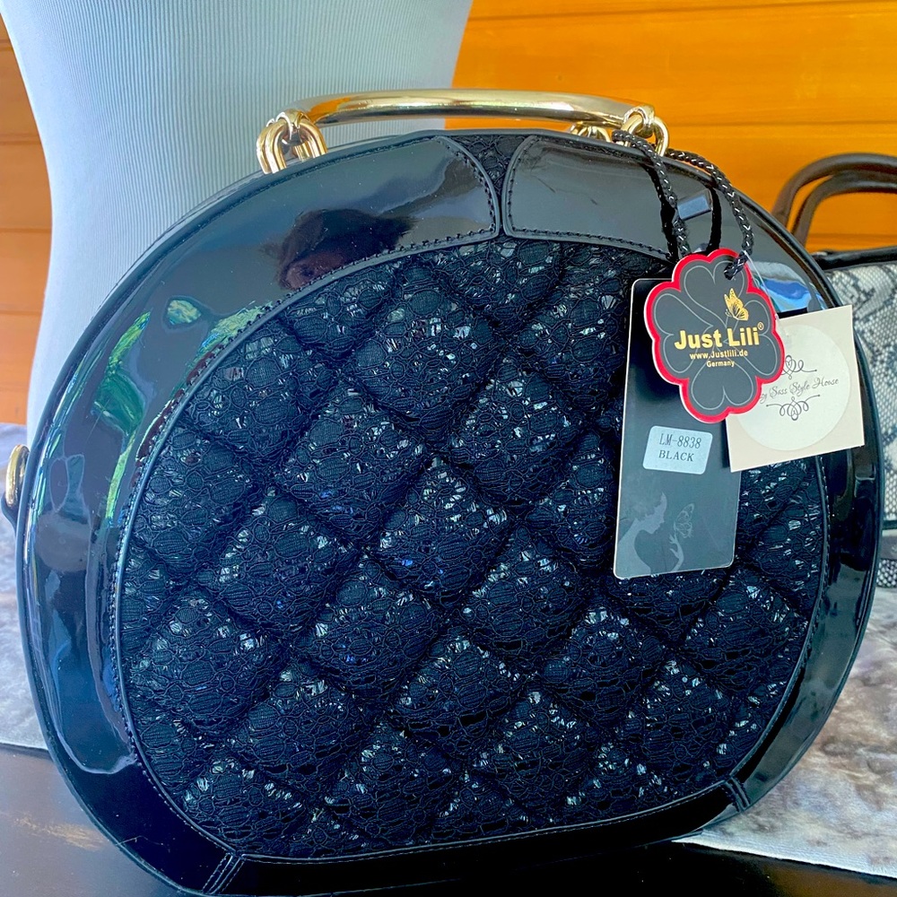 NWT Modern European handbag